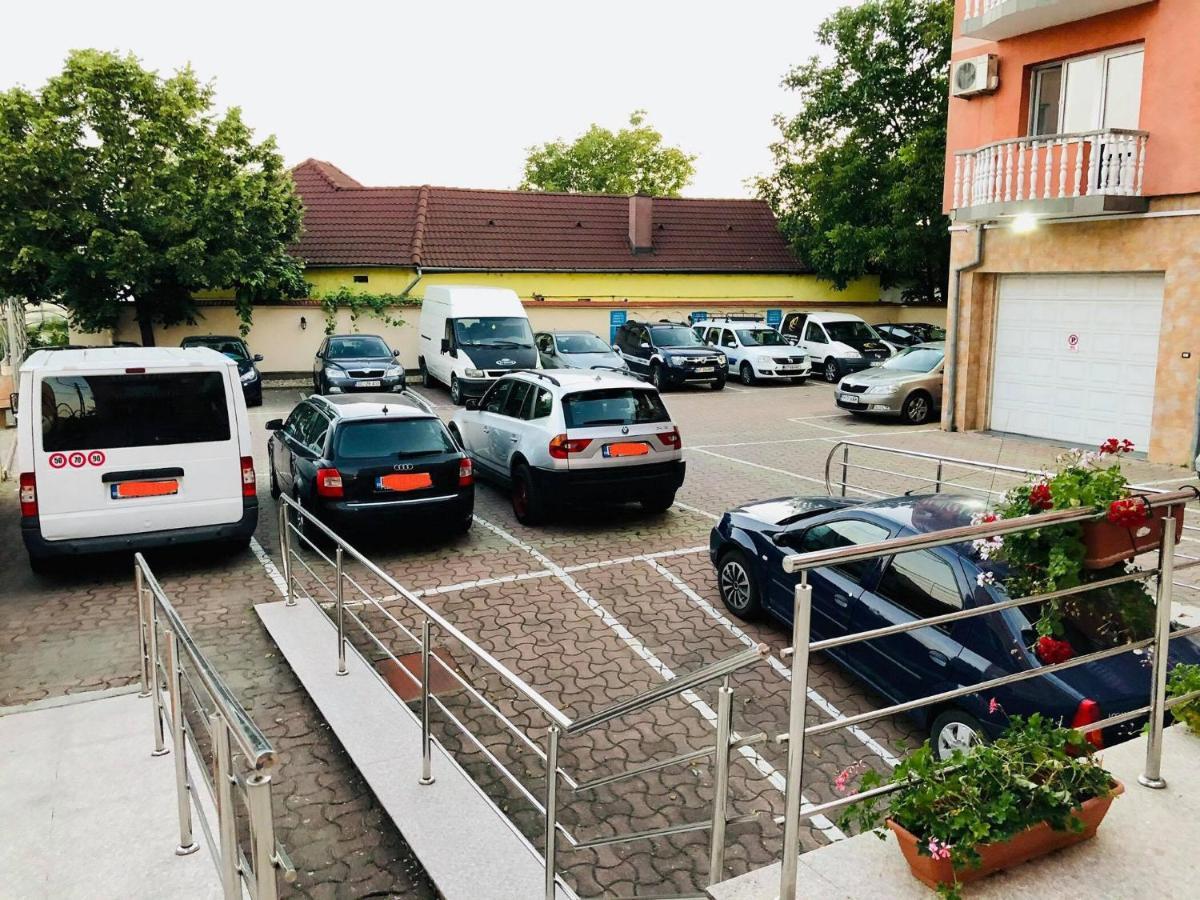 Pensiune Roua 2 Arad Buitenkant foto
