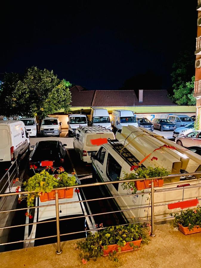 Pensiune Roua 2 Arad Buitenkant foto